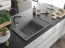 Mexen Elias granito plautuvė su 1 skyriumi ir nutekėjimu bei virtuviniu maišytuvu Flora, pilka - 6511-71-670401-07-B