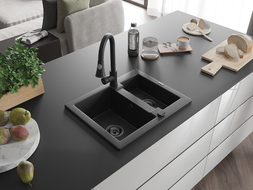 Mexen Carlos granitinė virtuvės kriauklė 1,5 kamerų su Elia virtuvės maišytuvu, juoda - 6518-77-670101-70-B