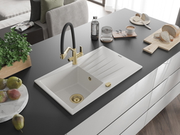 Mexen Cesar stačiakampė granitinė plautuvė su nutekamąja zona ir virtuviniu maišytuvu Duo, balta - 6514-20-671701-57-G