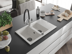 Mexen Gaspar granitinis virtuvės plautuvė 1,5 kamerų su nuvarvėjimu ir virtuvės maišytuvu Duo, balta - 6507-20-671701-07-B