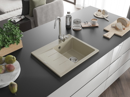 Mexen Ben granitinė vienos kameros virtuvės plautuvė su nusausintuvu, dešinė 600 x 500 mm, smėlinė, chromuotas sifonas