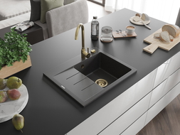 Mexen Ben granitinė vienaaukštė kriauklė su nutekėjimu, dešinė 600 x 500 mm, juoda taškuota, auksinis sifonas