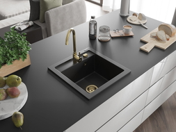 Mexen Vito granitinė vienos sekcijos virtuvinė kriauklė 520 x 490 mm, juoda, sifonas auksinis - 6503521000-77-G