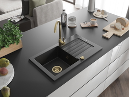 Mexen Pablo granitinė vienos kameros plautuvė su nusausintuvu 752 x 436 mm, juoda/sidabrinė metalo spalva, auksinis sifonas