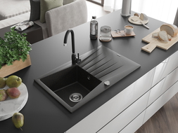 Mexen Cesar Granitinė vienos kameros kriauklė su nutekamu ir virtuvės maišytuvu Telma, juoda/aukso - 6514-75-670200-70